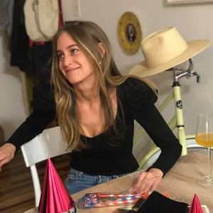 Meet your Posher, Hannah